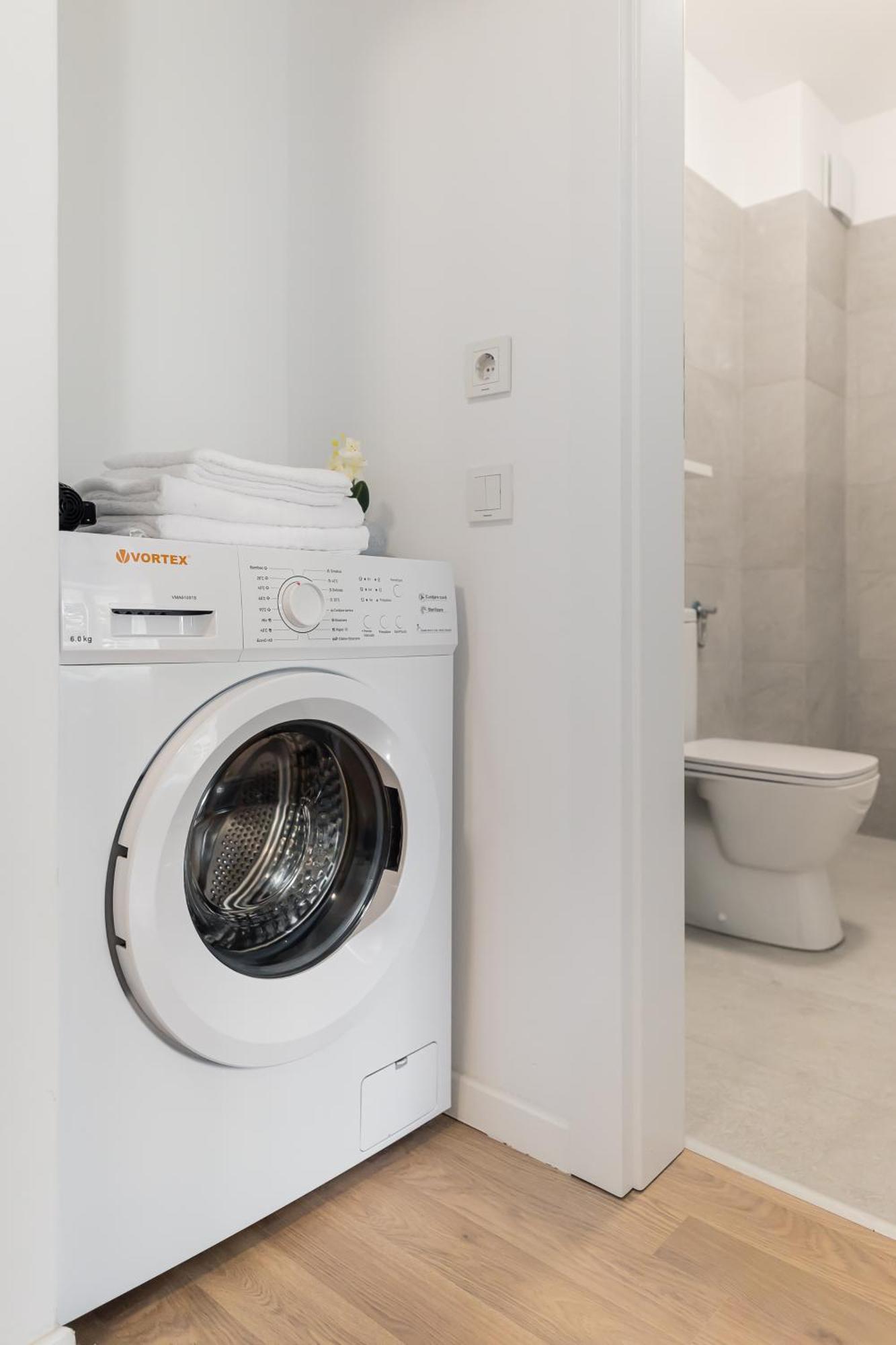 Simplicity Apartments Bukareszt Zewnętrze zdjęcie