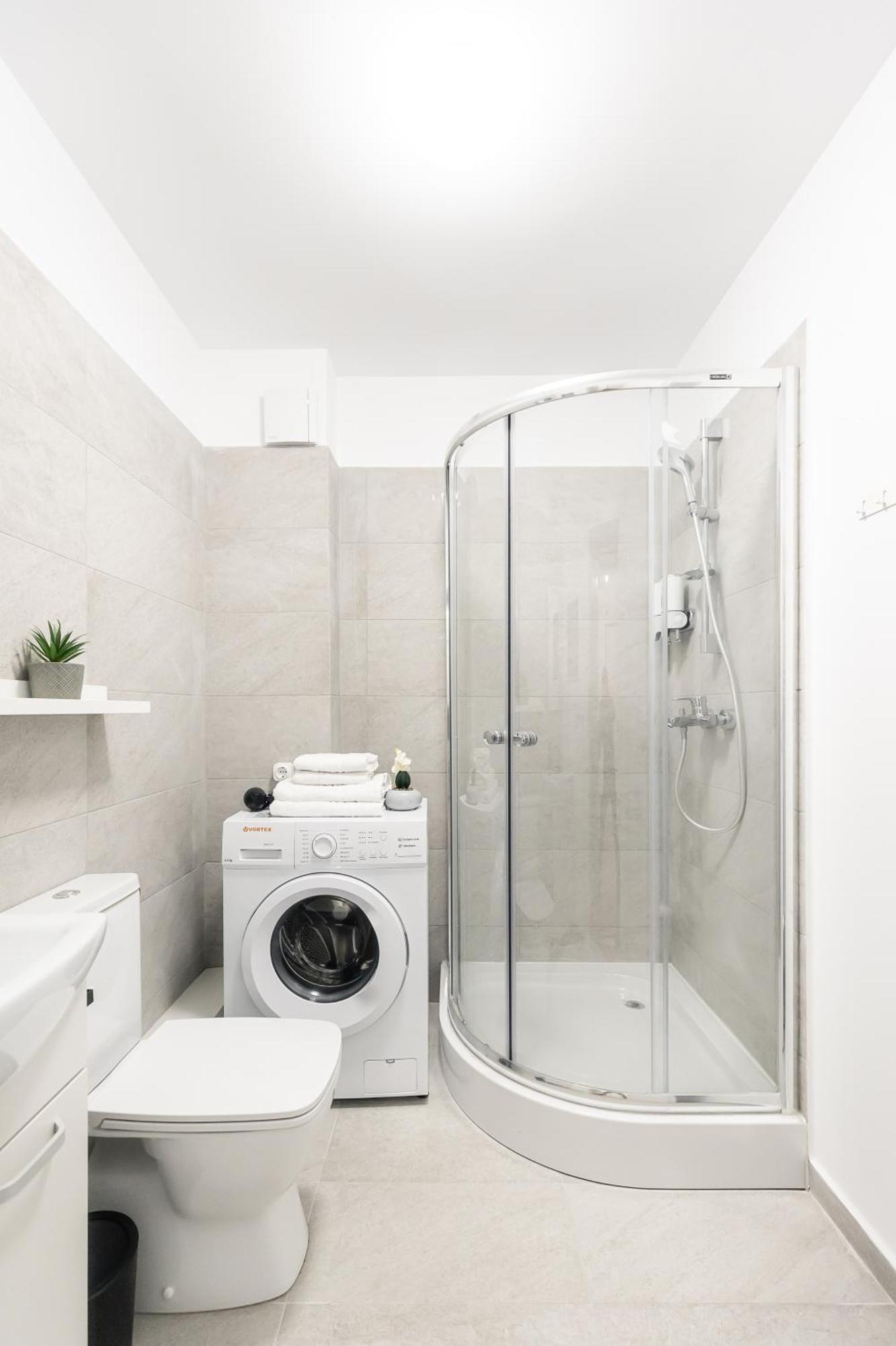 Simplicity Apartments Bukareszt Zewnętrze zdjęcie