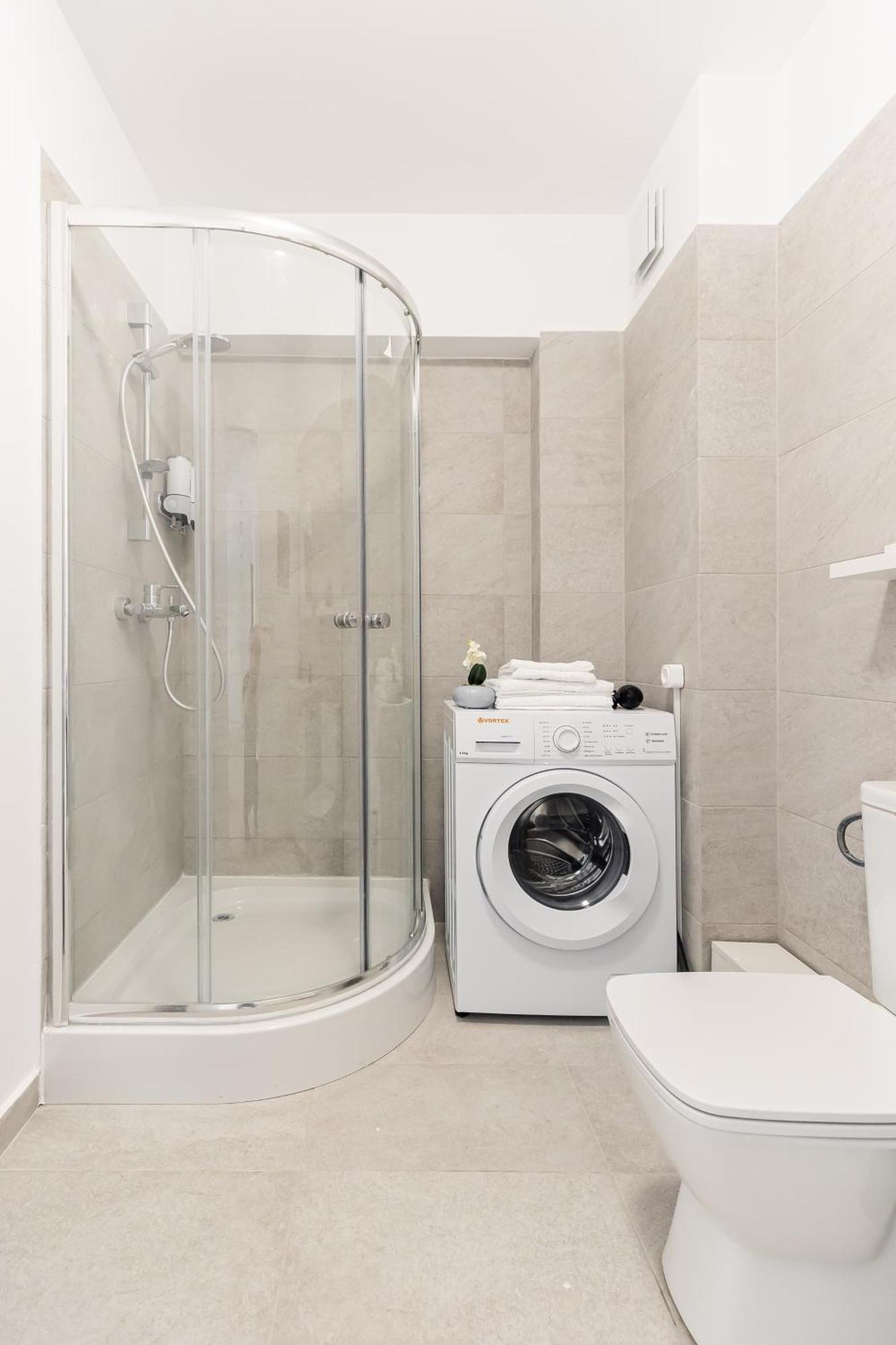 Simplicity Apartments Bukareszt Zewnętrze zdjęcie